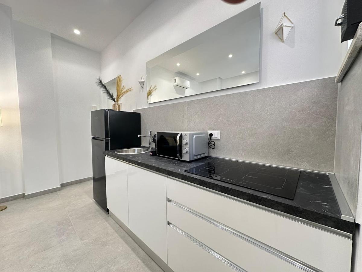Deluxe Centro - Borghese Apartment *
